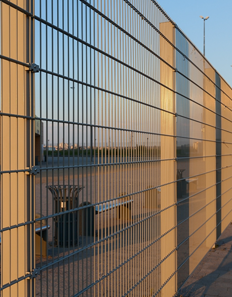 Защитные ограждения: надежные решения для промышленности и сельского хозяйства