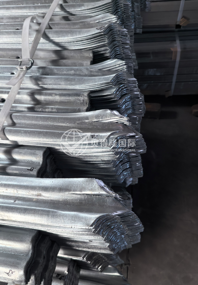 металлический штакетник